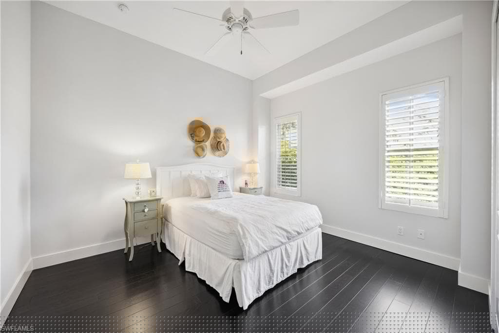 299 Mermaids Bight, Naples, FL 34103-26