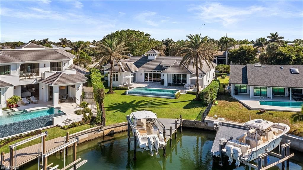 299 Mermaids Bight, Naples, FL 34103-35