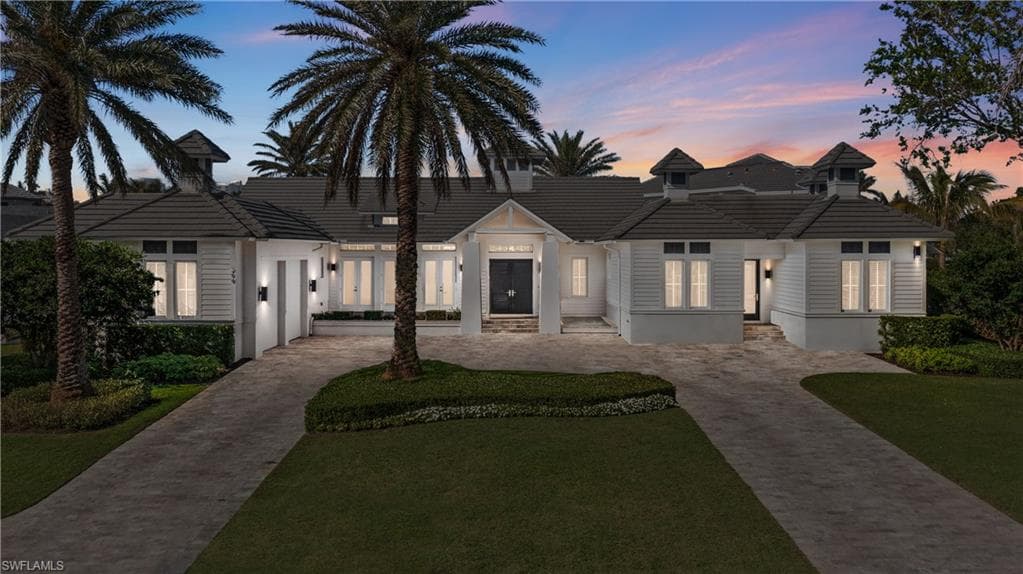 299 Mermaids Bight, Naples, FL 34103-41
