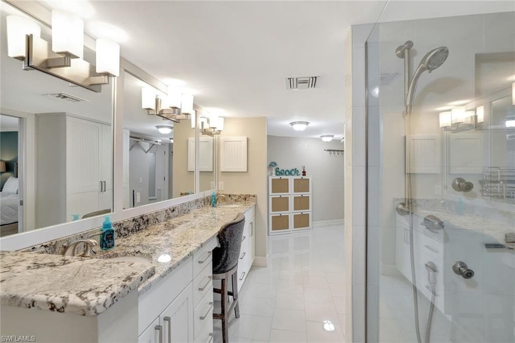 9051 Gulf Shore Dr 603, Naples, FL 34108-16