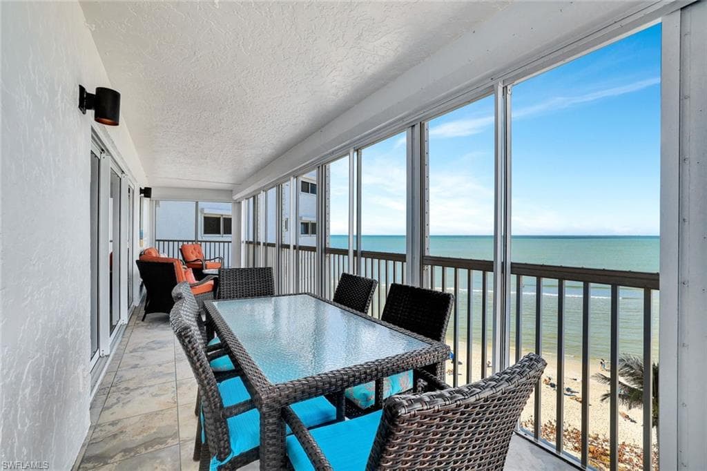 9051 Gulf Shore Dr 603, Naples, FL 34108-22
