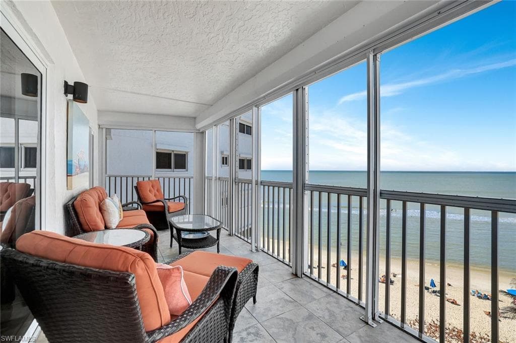 9051 Gulf Shore Dr 603, Naples, FL 34108-23