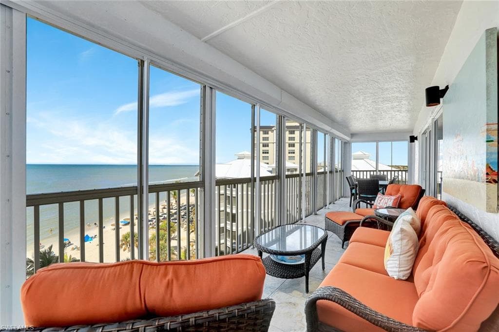 9051 Gulf Shore Dr 603, Naples, FL 34108-24