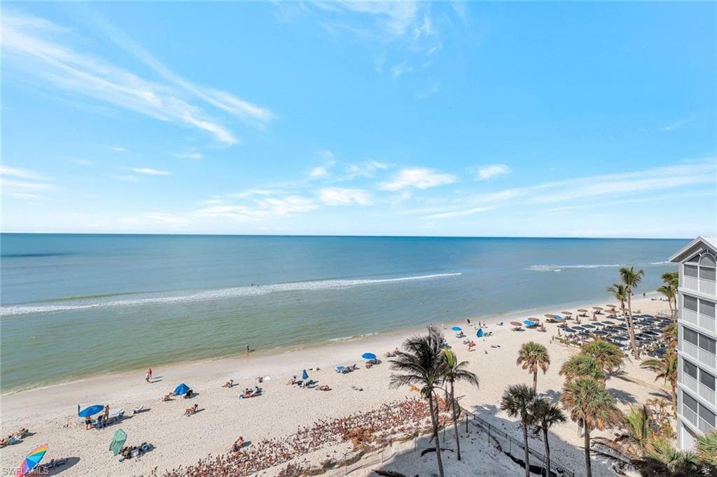 9051 Gulf Shore Dr 603, Naples, FL 34108-25