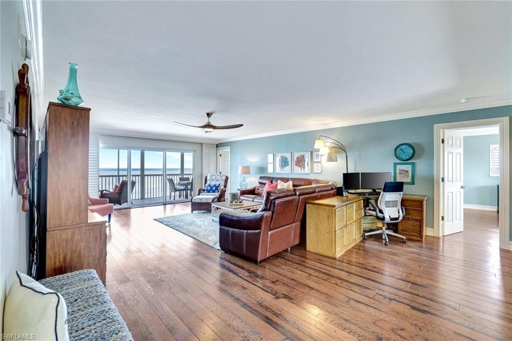 9051 Gulf Shore Dr 603, Naples, FL 34108-2