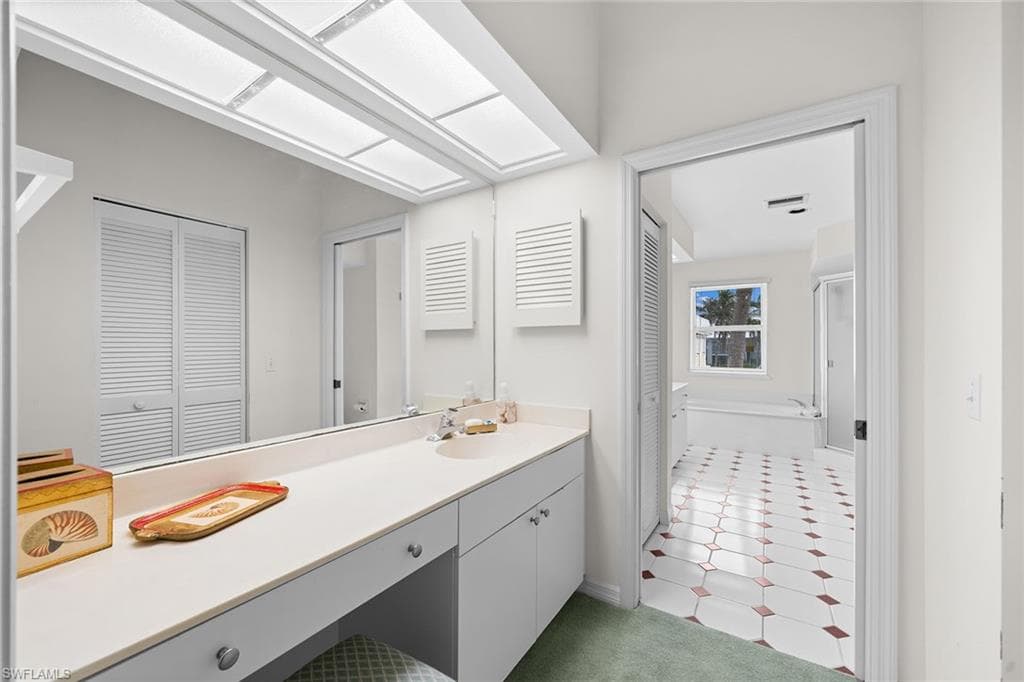 248 4th Ave S D-201, Naples, FL 34102-21