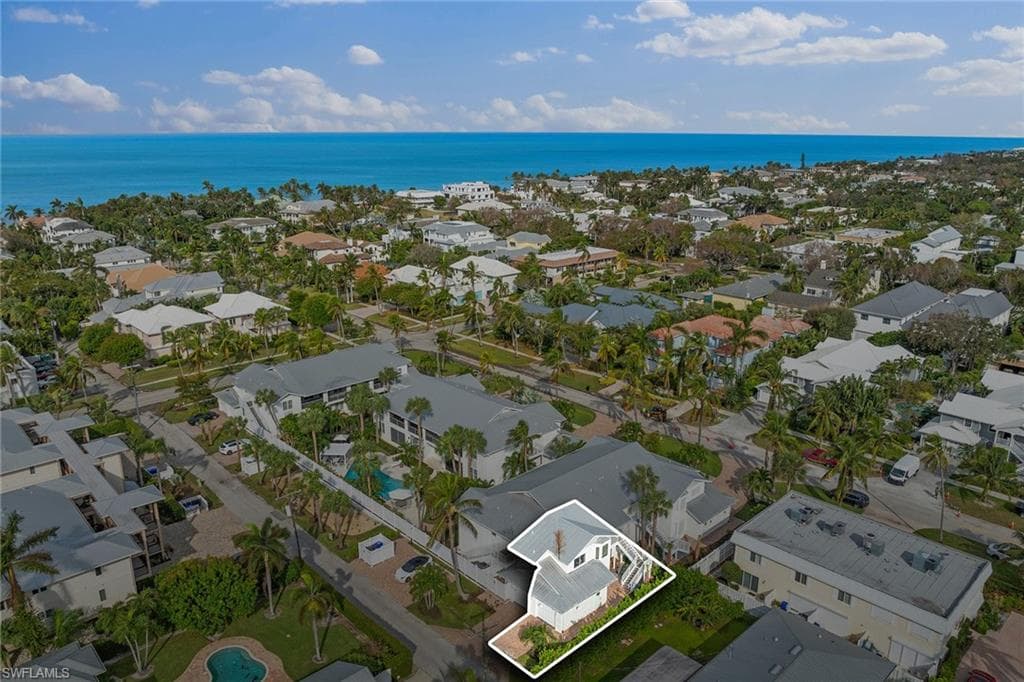 248 4th Ave S D-201, Naples, FL 34102-41