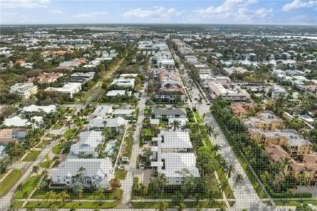 248 4th Ave S D-201, Naples, FL 34102-45