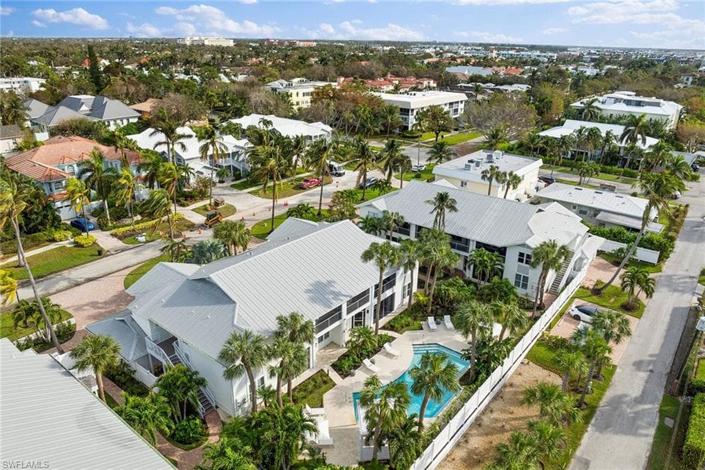 248 4th Ave S D-201, Naples, FL 34102-46