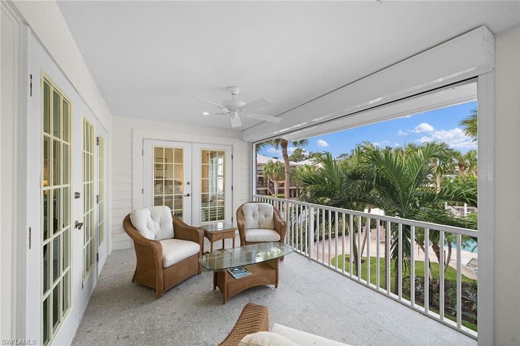 248 4th Ave S D-201, Naples, FL 34102-5