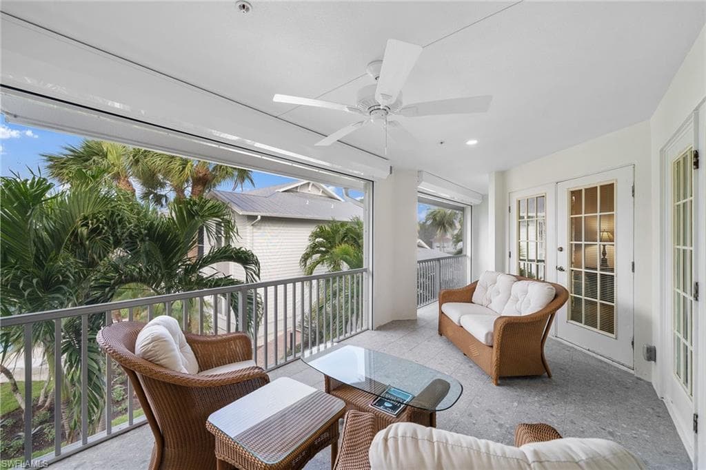248 4th Ave S D-201, Naples, FL 34102-7