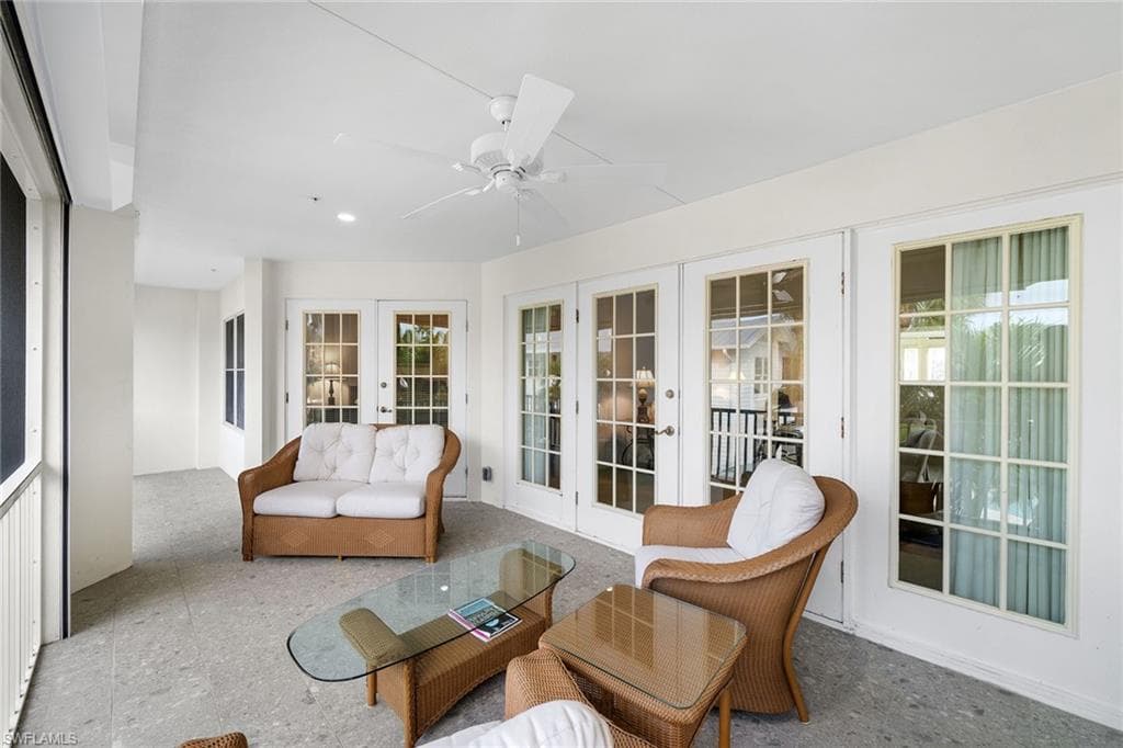 248 4th Ave S D-201, Naples, FL 34102-8