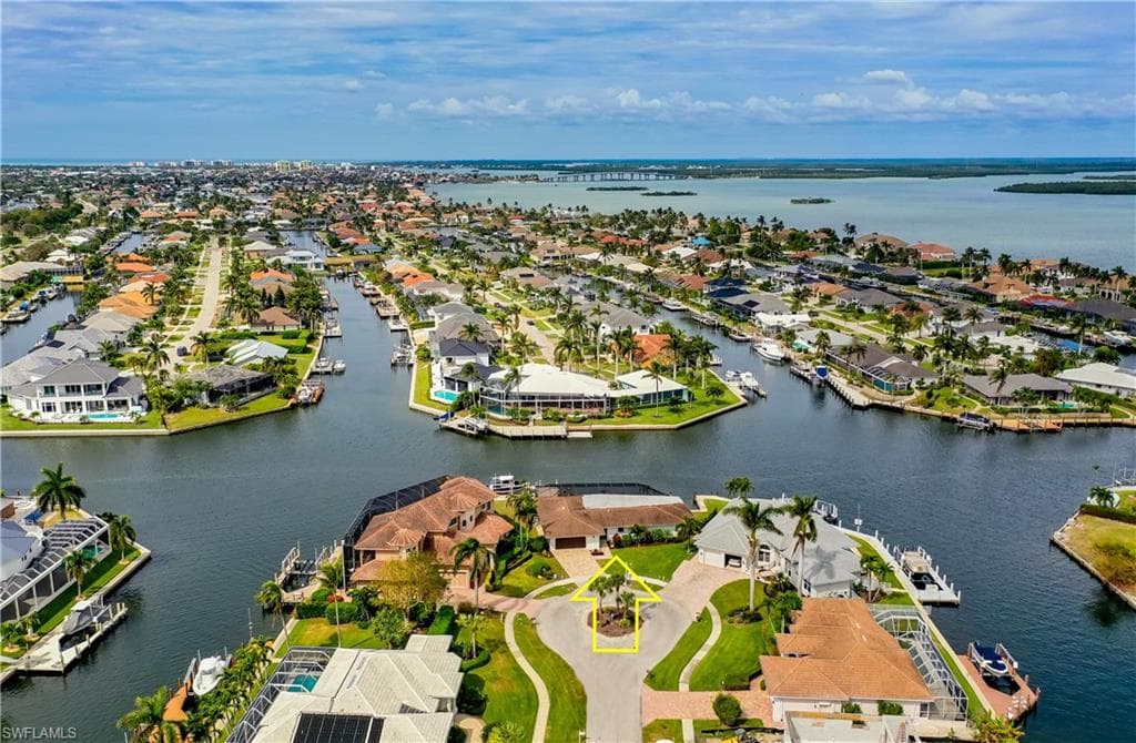 242 Angler Ct, Marco Island, FL 34145-13