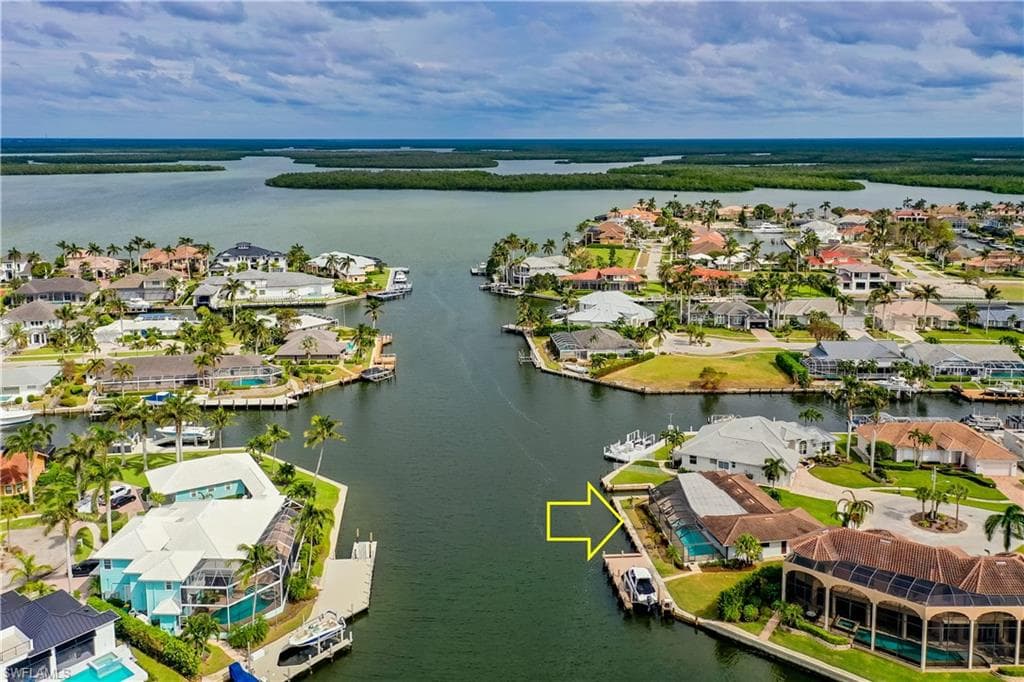 242 Angler Ct, Marco Island, FL 34145-1