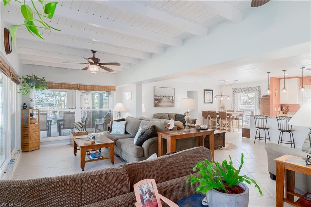 242 Angler Ct, Marco Island, FL 34145-22