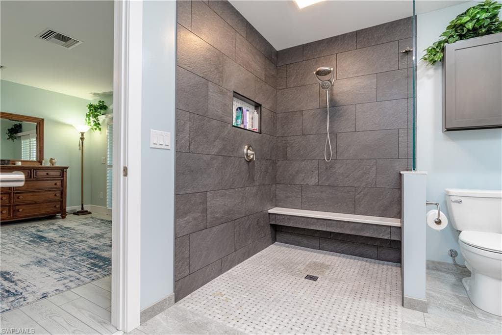 242 Angler Ct, Marco Island, FL 34145-27