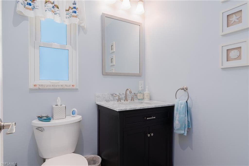 242 Angler Ct, Marco Island, FL 34145-31