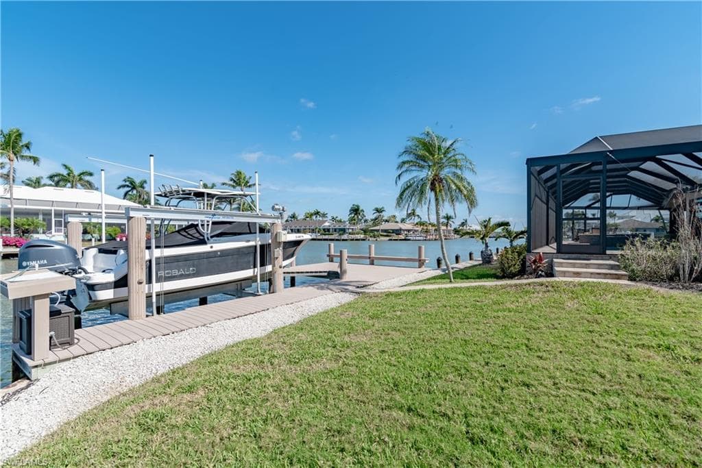 242 Angler Ct, Marco Island, FL 34145-38