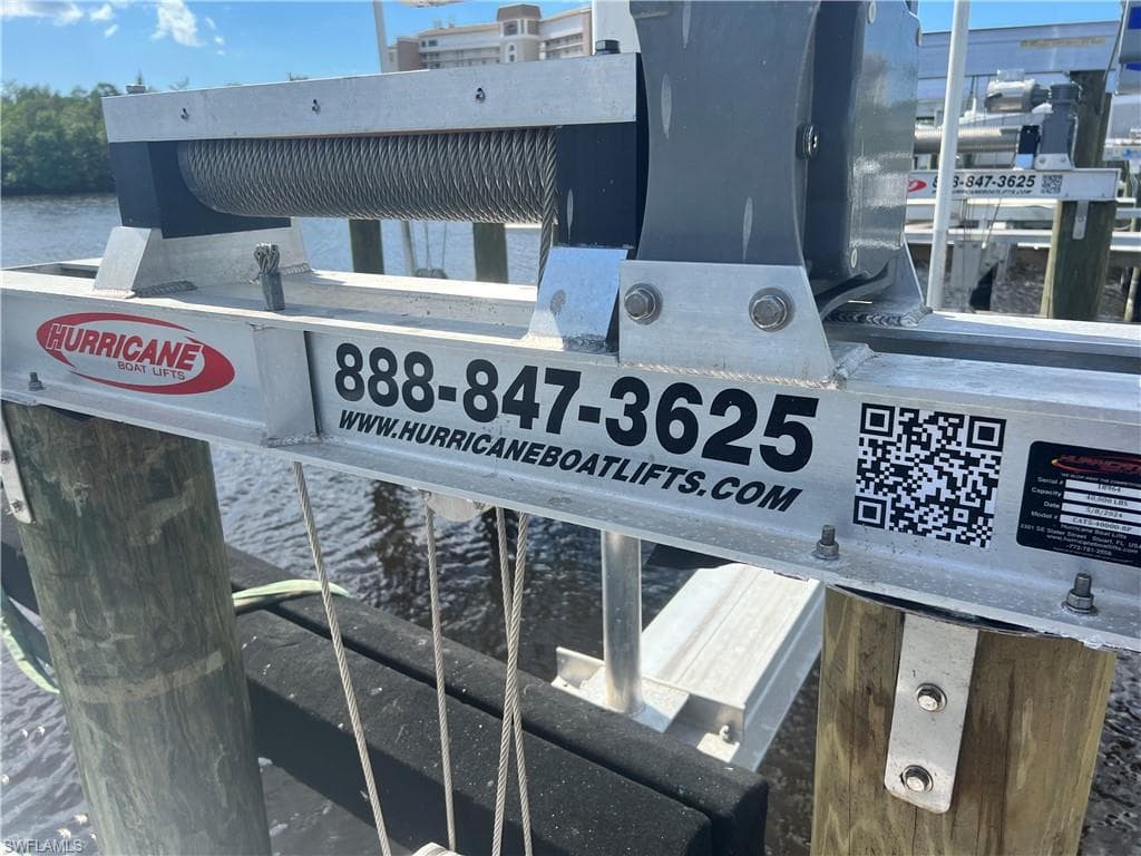 243d Wiggins Bay Dr, Naples, FL 34110-8