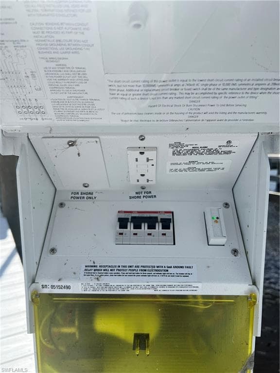 243d Wiggins Bay Dr, Naples, FL 34110-11