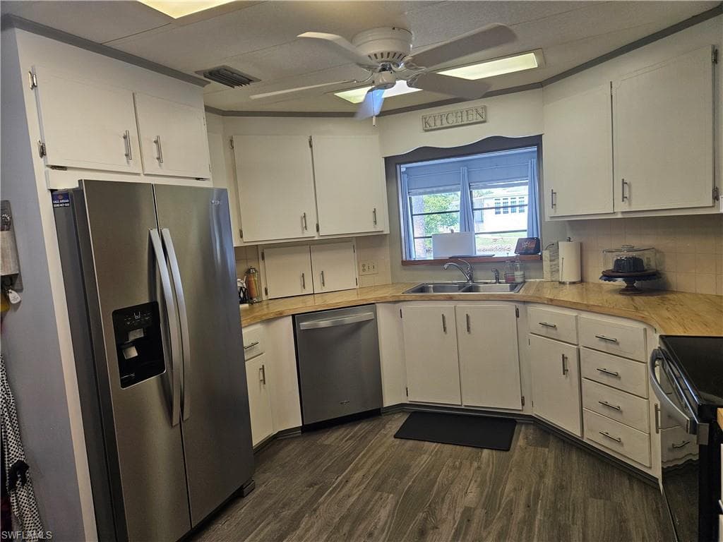 45 Aquamarine Ave 45-q, Naples, FL 34114-30