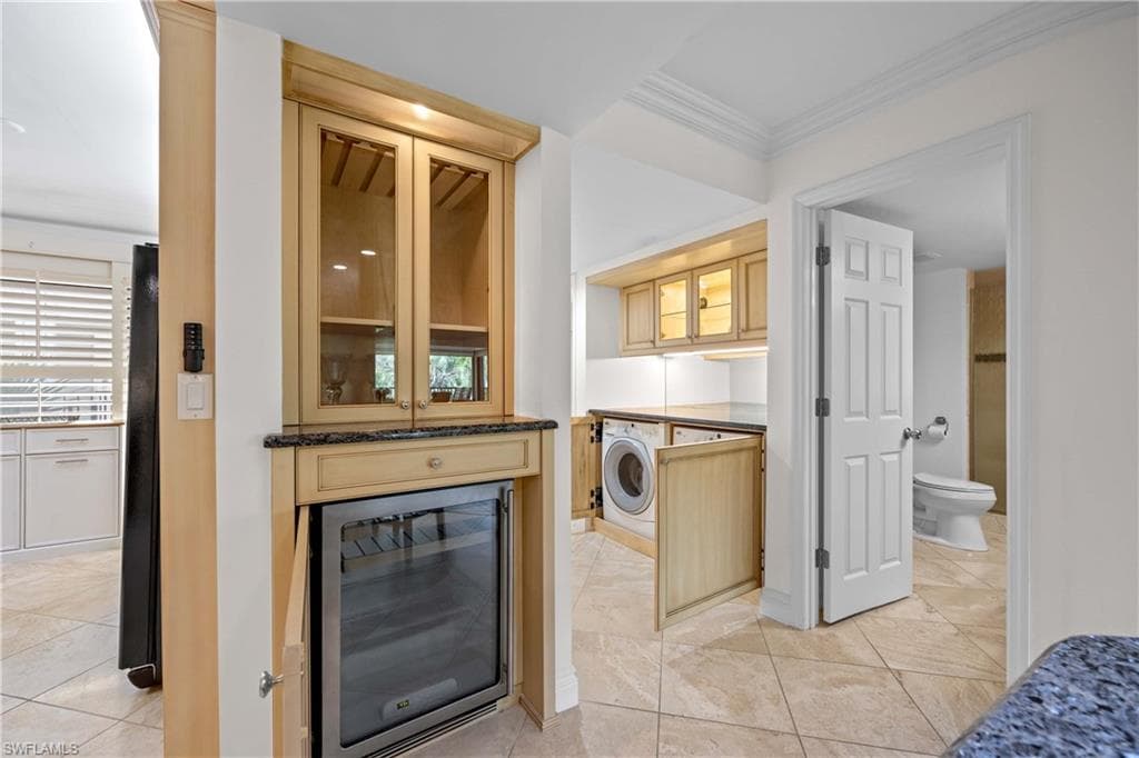 5940 Via Lugano 1-202, Naples, FL 34108-14