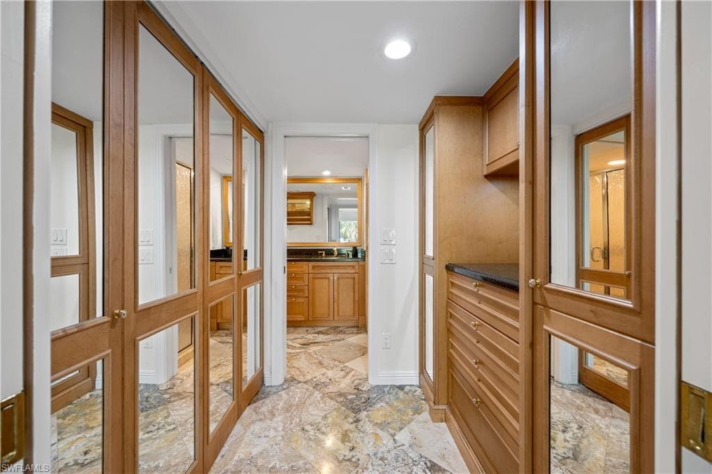 5940 Via Lugano 1-202, Naples, FL 34108-20