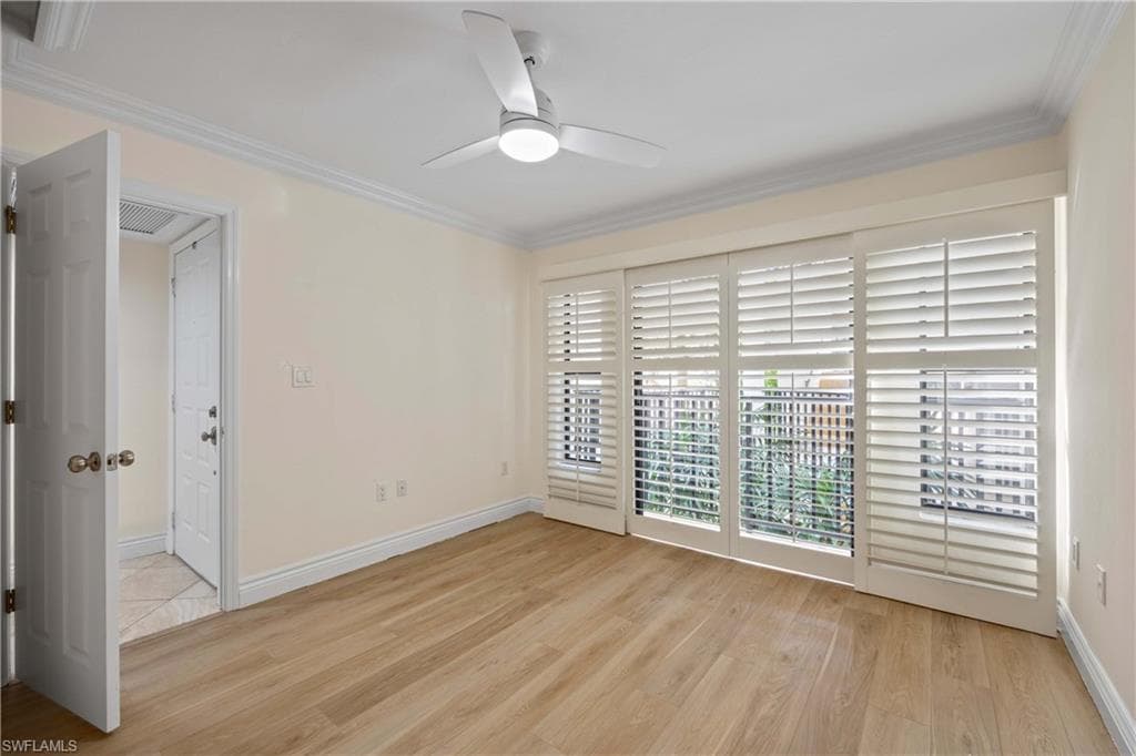 5940 Via Lugano 1-202, Naples, FL 34108-26
