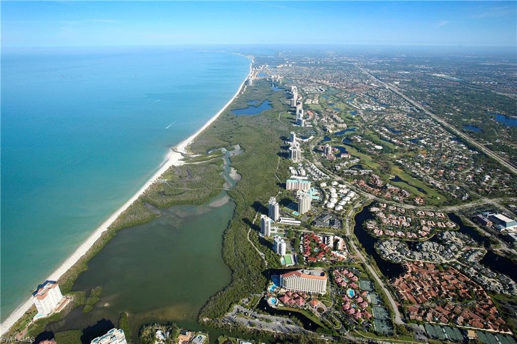 5940 Via Lugano 1-202, Naples, FL 34108-38