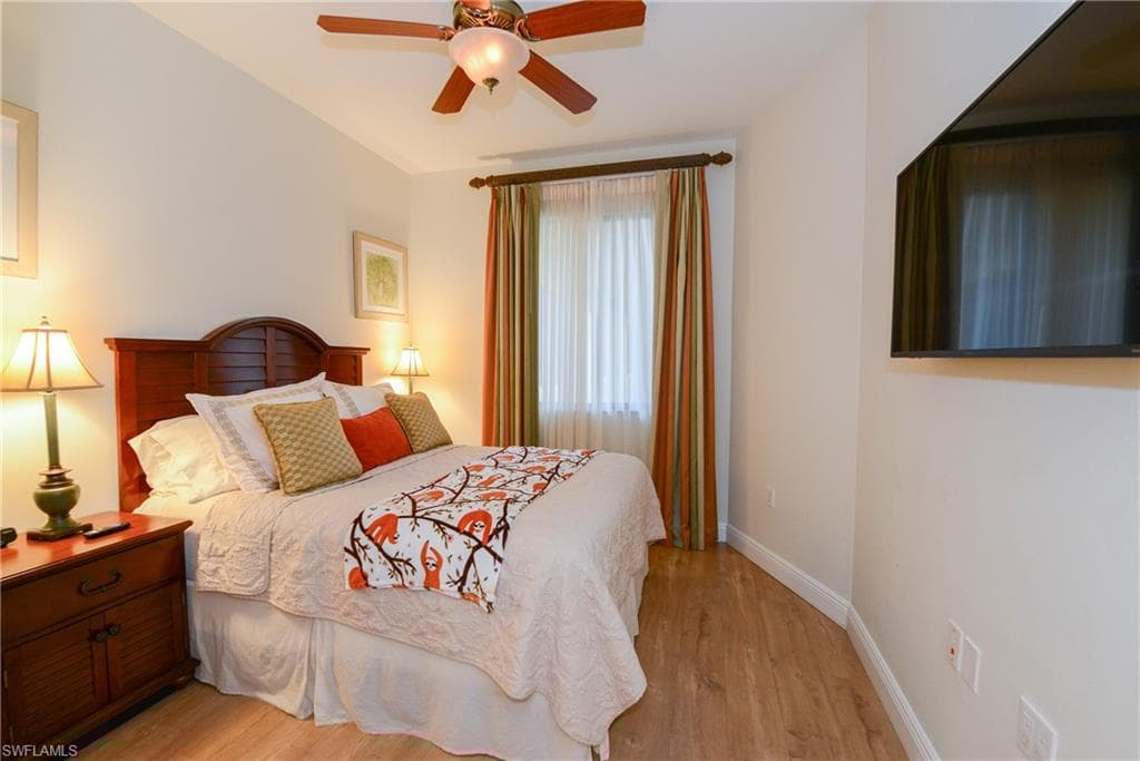 975 Sandpiper St A-104, Naples, FL 34102-15