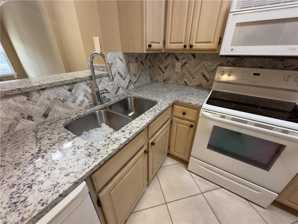 23710 Walden Center Dr 201, Estero, FL 34134-12