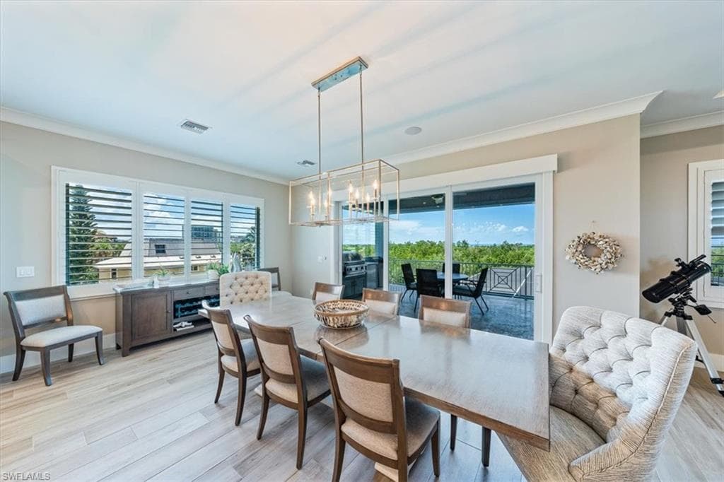 564 Spinnaker Dr, Marco Island, FL 34145-9