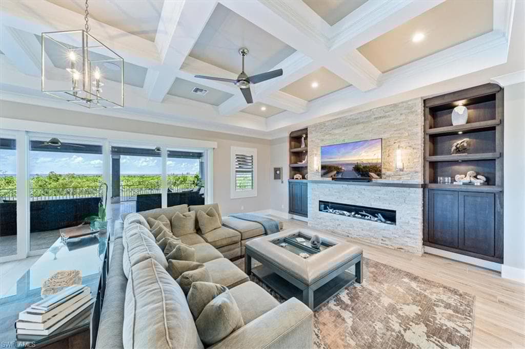 564 Spinnaker Dr, Marco Island, FL 34145-14