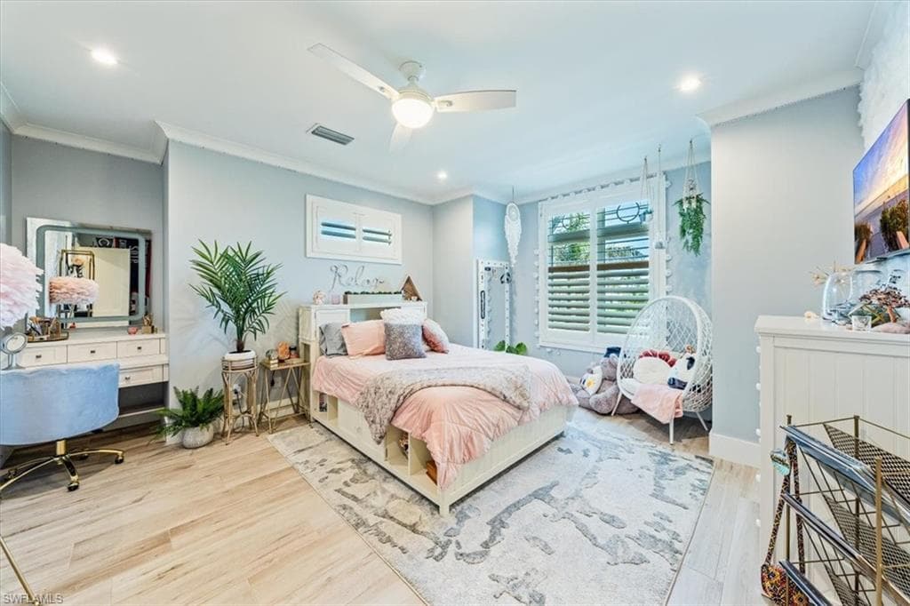 564 Spinnaker Dr, Marco Island, FL 34145-20
