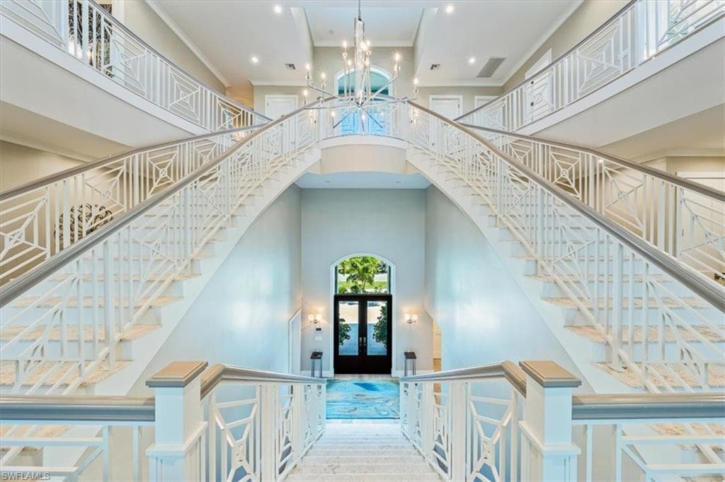 564 Spinnaker Dr, Marco Island, FL 34145-7