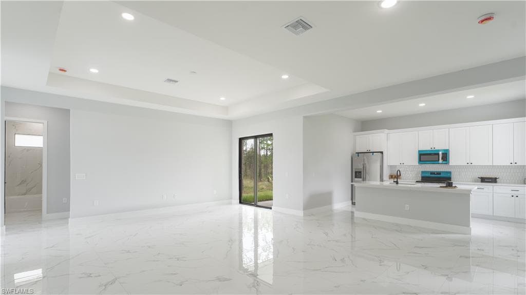 932 Maddock St E, Lehigh Acres, FL 33974-9