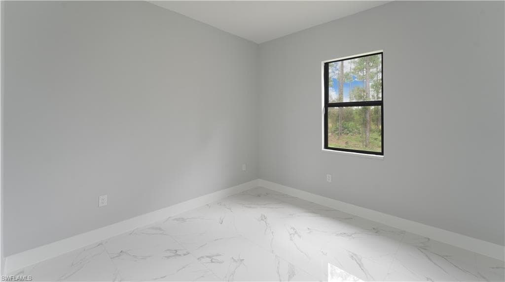 932 Maddock St E, Lehigh Acres, FL 33974-17