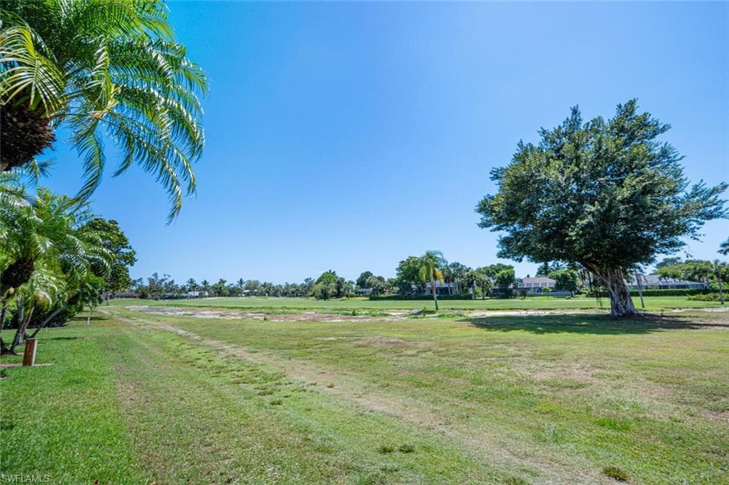 190 Pebble Beach Blvd 103, Naples, FL 34113-20