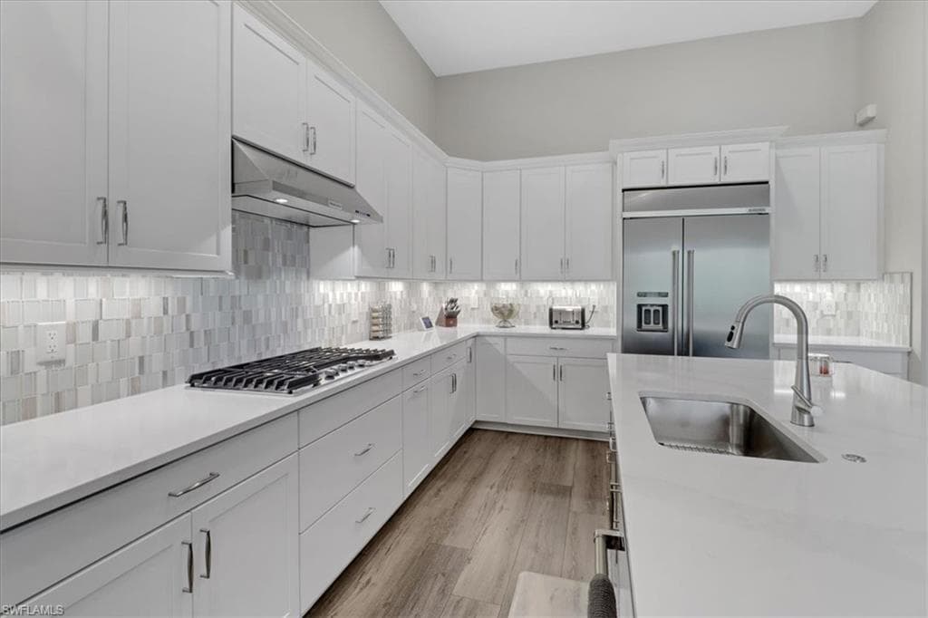 9575 Curlew Dr, Naples, FL 34120-9