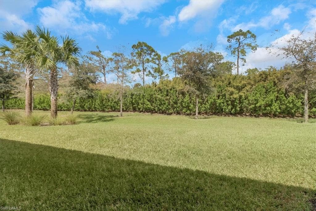9575 Curlew Dr, Naples, FL 34120-28