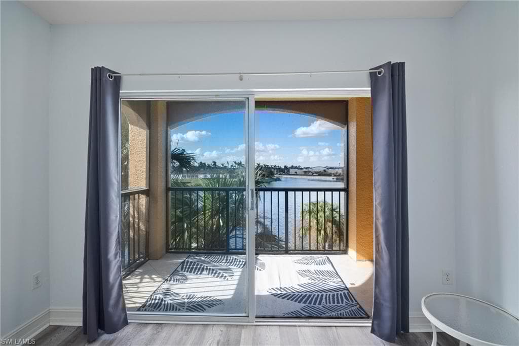 8754 River Homes Ln 8302, Bonita Springs, FL 34135-18