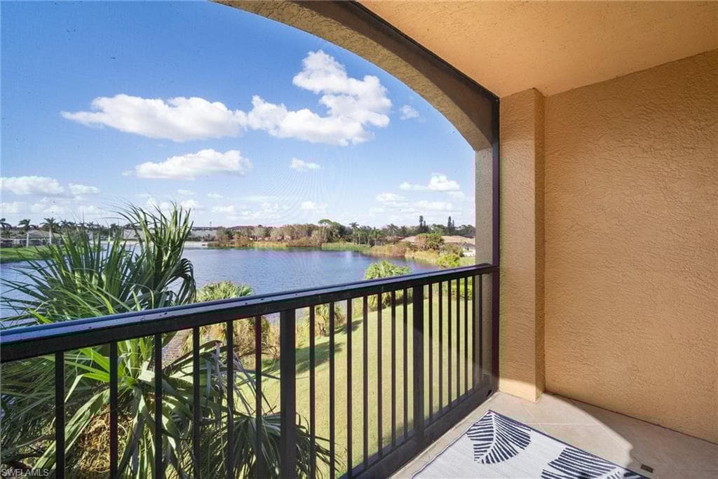 8754 River Homes Ln 8302, Bonita Springs, FL 34135-20