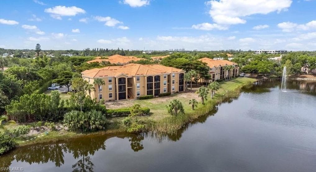 8754 River Homes Ln 8302, Bonita Springs, FL 34135-2