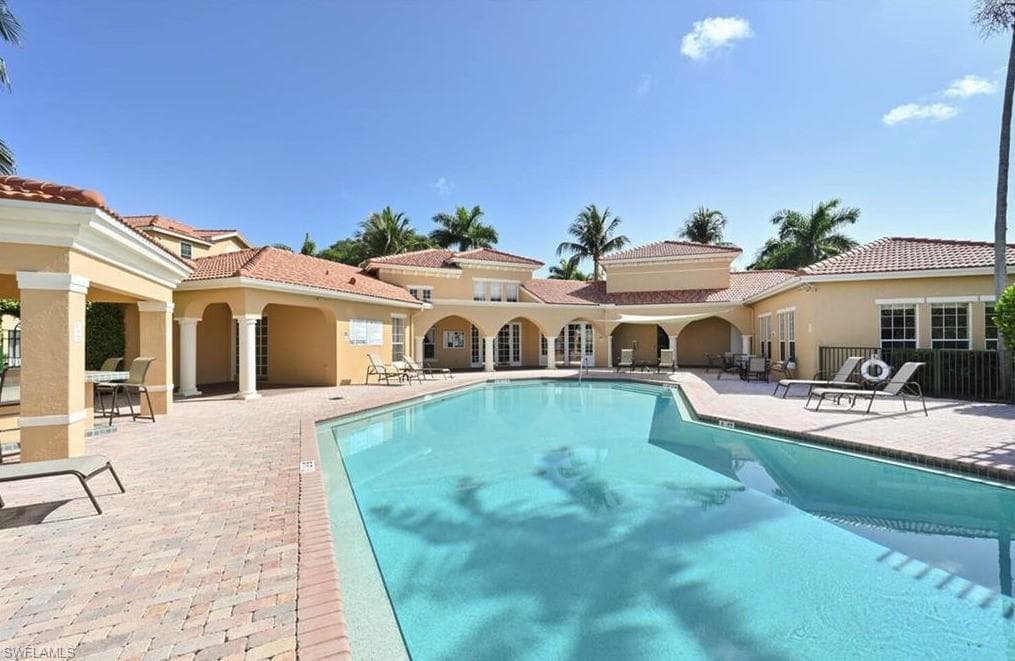 8754 River Homes Ln 8302, Bonita Springs, FL 34135-35