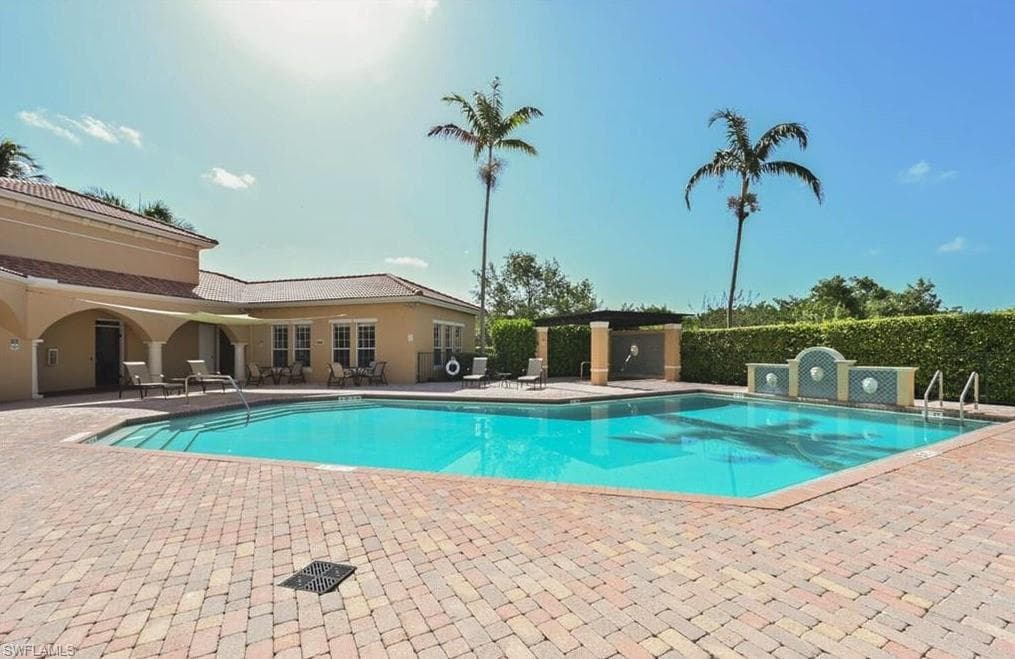8754 River Homes Ln 8302, Bonita Springs, FL 34135-36