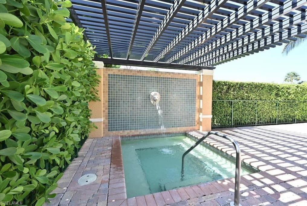 8754 River Homes Ln 8302, Bonita Springs, FL 34135-38