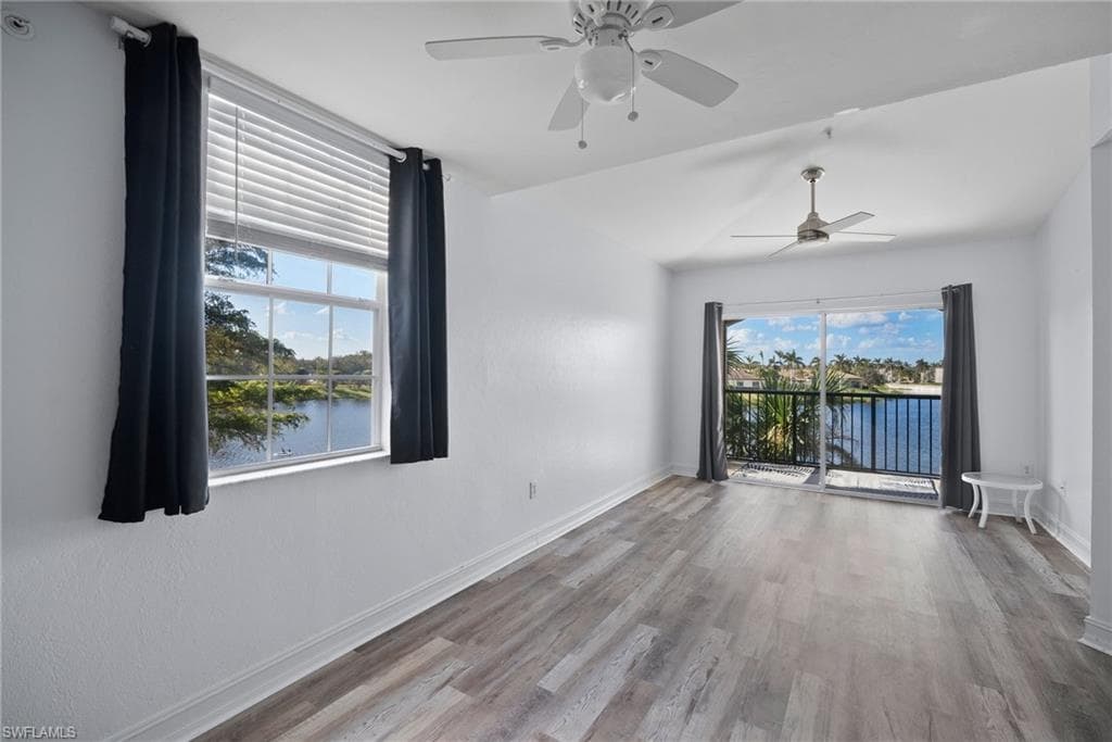 8754 River Homes Ln 8302, Bonita Springs, FL 34135-7