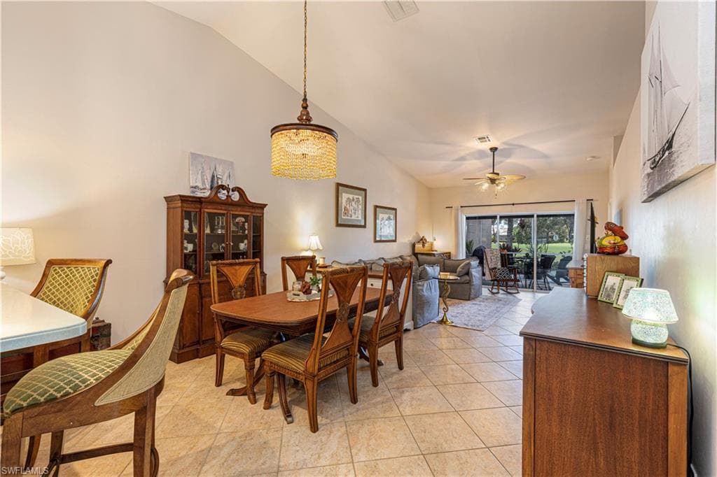 6647 Castlelawn Pl 24, Naples, FL 34113-8