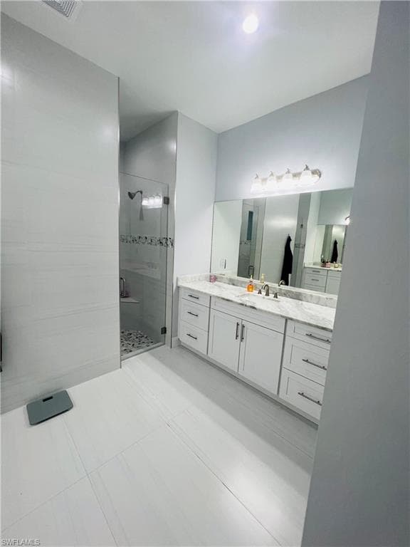 3677 8th Ave NE, Naples, FL 34120-22