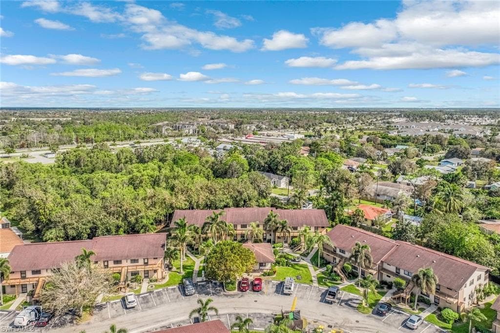 5286 Treetops Dr I-105, Naples, FL 34113-18